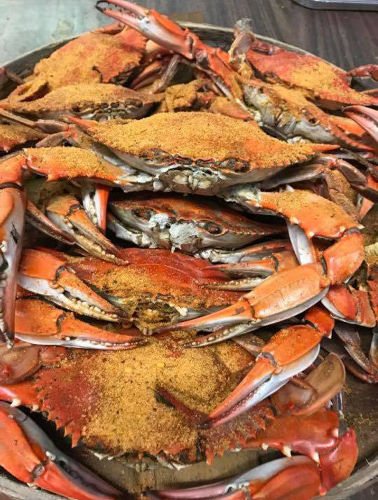 Chester River Seafood steamed crabs